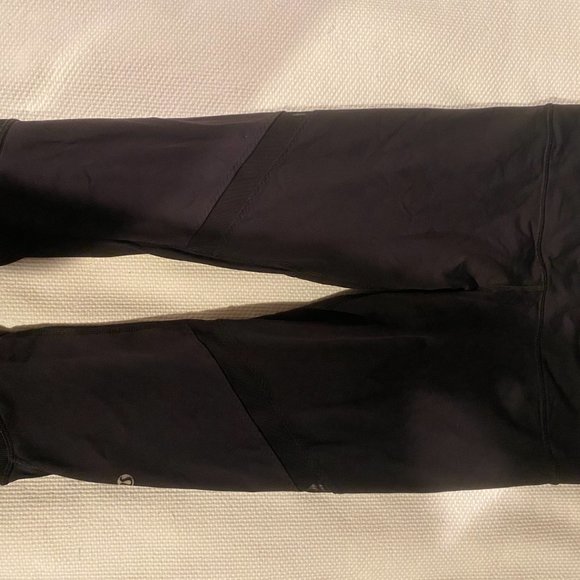 Lululemon Core Kicker Crop Black Capri Leggings - Picture 9 of 12